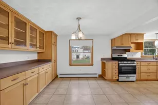13 Darryl Ln, Salem, NH 03079 - Photo 10