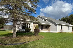 11 Captain Parker Dr, Lee, NH 03861 - Photo 2