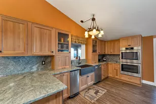 39 Alpine Dr, Gilford, NH 03249 - Photo 18