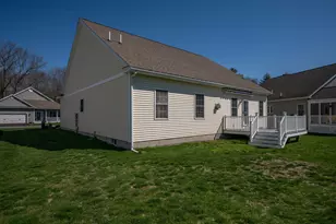 12 Torrey Pines Cir, Plaistow, NH 03865 - Photo 32