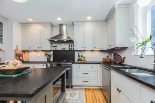994 South St, Portsmouth, NH 03801 - Photo 4
