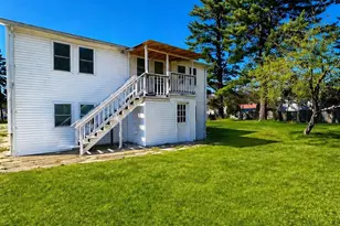5 Meadow Ln, Allenstown, NH 03275 - Photo 2