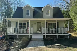 1071 Montalona Rd, Dunbarton, NH 03046 - Photo 2
