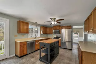 6 Marilyn Dr, Belmont, NH 03220 - Photo 8