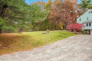 19 Baboosic Lake Rd, Amherst, NH 03031 - Photo 32