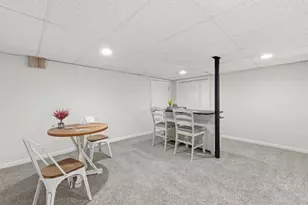18 Massachusetts Ave, Laconia, NH 03246 - Photo 36