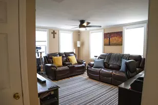 352 Taylor St, Manchester, NH 03103 - Photo 10
