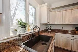 279 Sagamore St, Manchester, NH 03104 - Photo 24