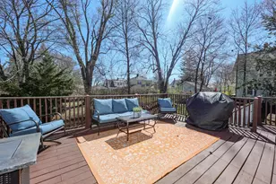 279 Sagamore St, Manchester, NH 03104 - Photo 6