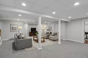 70 Greenmeadow Ln, Bedford, NH 03110 - Photo 44