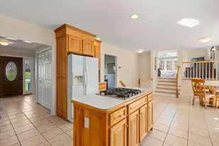 1 Silver Brook St, Salem, NH 03079 - Photo 14