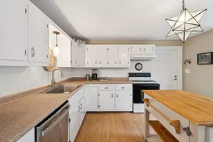 25 Moulton Ridge Rd, Kensington, NH 03833 - Photo 10