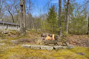 9 Tuttle Rd, Bedford, NH 03110 - Photo 8