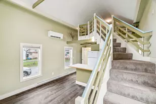 38 Jarvis St, Windsor, VT 05089 - Photo 8