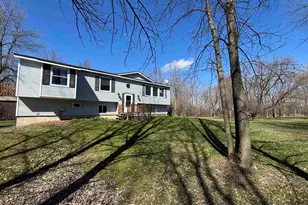 14 Ferry Rd, South Hero, VT 05486 - Photo 2