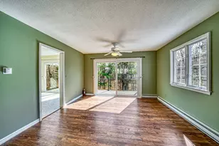 19 Hilltop Pl, New London, NH 03257 - Photo 6