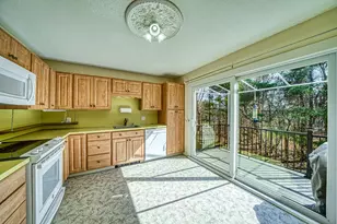 19 Hilltop Pl, New London, NH 03257 - Photo 10