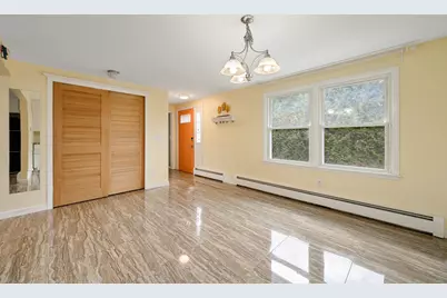 166 Lakeview Drive, Shelburne, VT 05458 - Photo 10