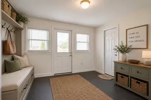 9 Juniper Ln, Nashua, NH 03063 - Photo 6