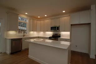 4A Dearborn Circle, Goffstown, NH 03045 - Photo 2