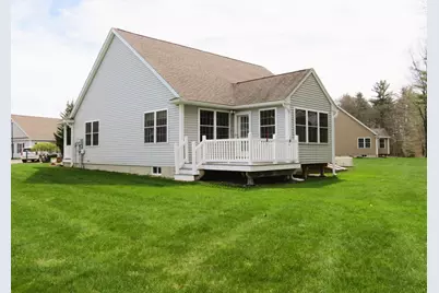 49 Jamesway Drive #31, Litchfield, NH 03051 - Photo 8