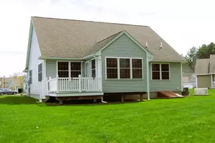 49 Jamesway Dr, Litchfield, NH 03051 - Photo 6
