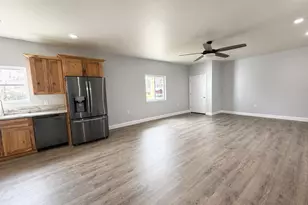 64 Evans St, Gorham, NH 03581 - Photo 8