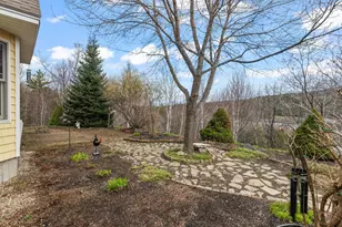 302 Howard St, Berlin, NH 03570 - Photo 42