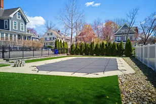 118 N Adams St, Manchester, NH 03104 - Photo 2
