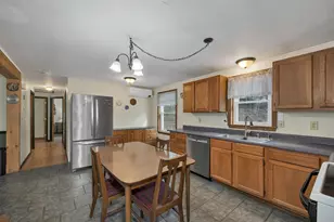 9 Fairway Dr, New Hampton, NH 03256 - Photo 4
