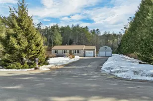 9 Fairway Dr, New Hampton, NH 03256 - Photo 2