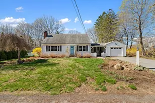 2 Shirley Ln, Stratham, NH 03885 - Photo 2