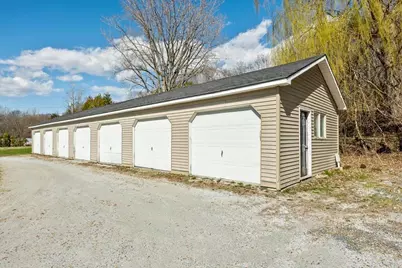 40 Bouthillette Circle, St. Albans Town, VT 05487 - Photo 18