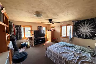 12 Mechanic St, Winchester, NH 03470 - Photo 14