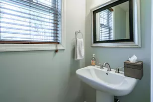 2 Jennifer Dr, Nashua, NH 03062 - Photo 14