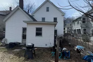 17 Perham St, Nashua, NH 03064 - Photo 2