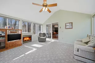 10 Virginia Ct, Hooksett, NH 03106 - Photo 2