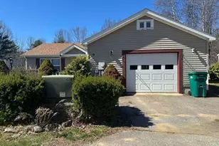 41 Magnolia Ln, Belmont, NH 03220 - Photo 2