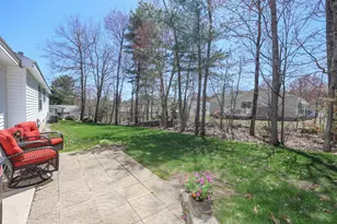 100 Ledgewood Way, Manchester, NH 03104 - Photo 6
