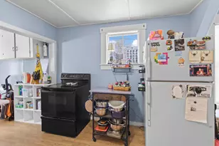 140 Douglas St, Manchester, NH 03102 - Photo 30