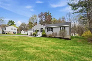 9 Scottsdale Rd, Atkinson, NH 03811 - Photo 2