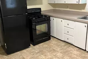 30 Millville St, Salem, NH 03079 - Photo 2