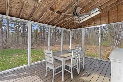 125 S Main Street, Newton, NH 03858 - Photo 10