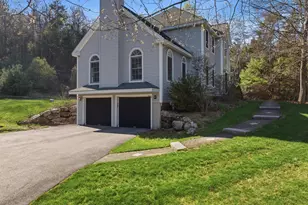 24 Scott Dr, Merrimack, NH 03054 - Photo 2