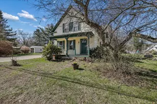 18 School St, Belmont, NH 03220 - Photo 4