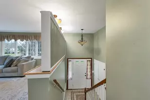 6 Castle Dr, Hooksett, NH 03106 - Photo 2