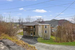 487 Rockingham St, Berlin, NH 03570 - Photo 36