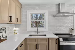3 Pinewood Dr, Merrimack, NH 03054 - Photo 4