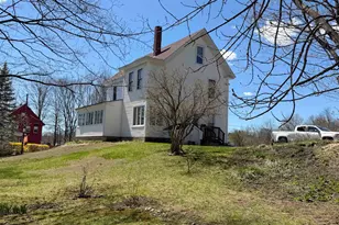 30 Mooney St, Farmington, NH 03851 - Photo 2