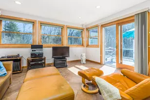 536 Middle Rd, Portsmouth, NH 03801 - Photo 14